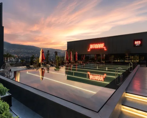 Radisson RED Izmir Point Bornova Hotels near Port Authority