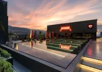 Radisson RED  Izmir Point Bornova