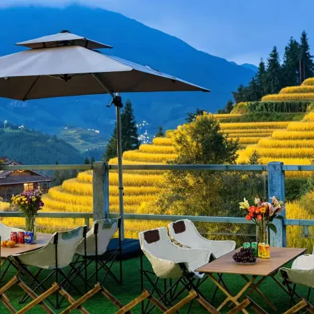 Yuelai Courtyard Hotel (Longsheng Longji Terrace Observation Deck)