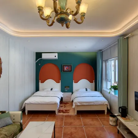 Lihang Courtyard Homestay
