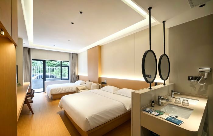 Yunjian Xuerong Residence