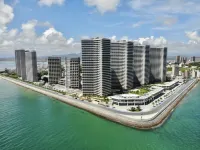 Royal Sea No.1 Sea-view Executive Apartment Hotels in Yangxi