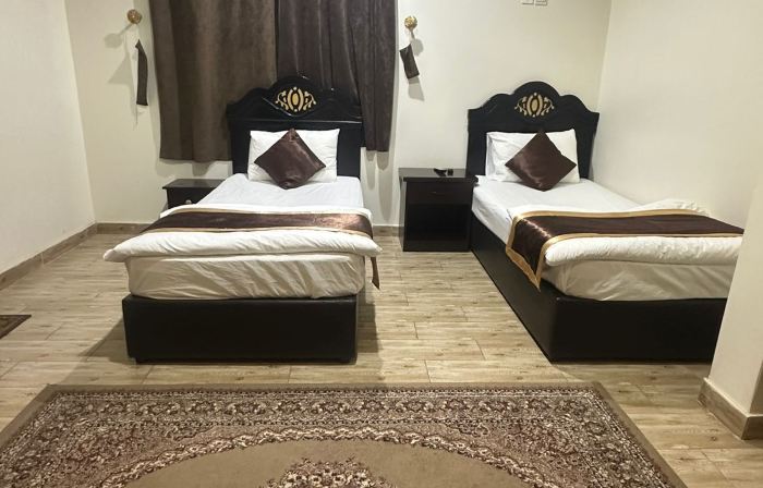 Al Eairy Furnished Apartments Qassim 4