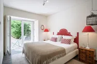 Eighteen21 Houses - Quinta Velha - Pensions