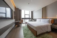 Datong Ancient City Wyndham Garden Hotel (Huayan Monastery) - 5 ดาว