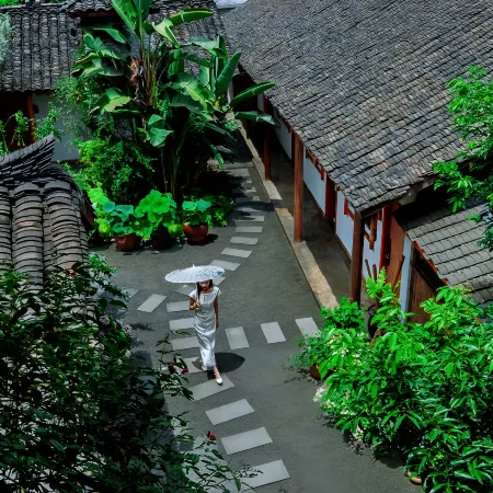Moshu Homestay (Meishan East Station & Sansu Temple Branch)