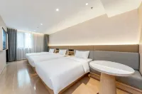 Yixuan Hotel (Shanghai Fengxian Huancheng East Road Metro Station Powerlong Plaza Branch) โรงแรมในโซนพัฒนาเฟงเซียน