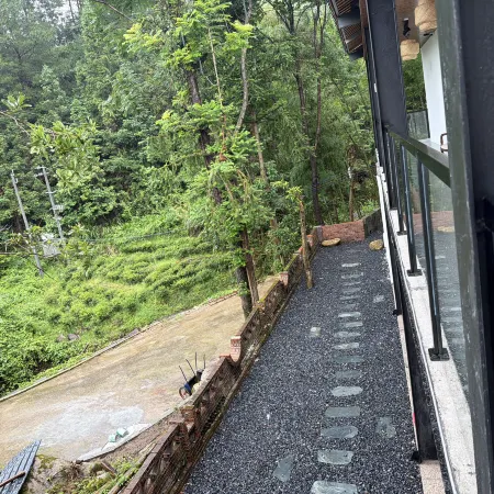 Mangshan Yao · Wangshan Jian Homestay