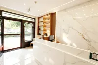 Jiayin Yue Ting Smart Hotel - parking