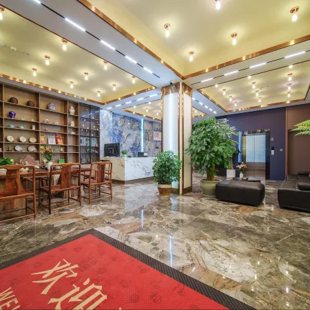 Yunqi Smart Hotel (Honghe Shiping Ancient City Confucian Temple)