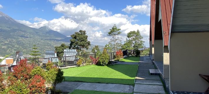 Villa Kabin Vianda Telaga Menjer Hotels in Wonosobo Regency