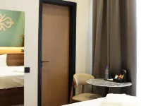 Meken Hotel Almaty 赛兰附近的飯店