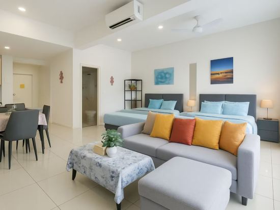 #MS1, Cozy SouthPlace Suite, Sleeps 1–5, Wi-Fi