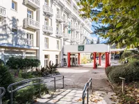 B&B HOME Brides-les-Bains Les 3 Vallées Hotels near Troika
