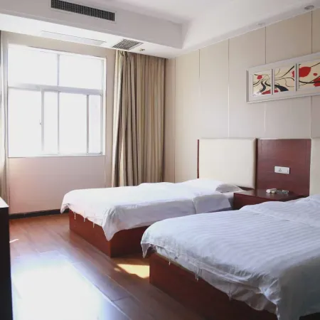 Yicheng Jinzhiyuan Grand Hotel