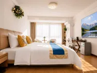 Laike Homestay (Laizhou Bus Station) - parking