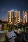 Lavande Hotel - parkir