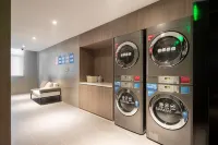 HanTing Hotel (Xuchang Pangdonglai Lifestyle Plaza) - 2-Star