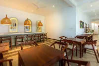 Serenity Boutique - Unawatuna - Bares