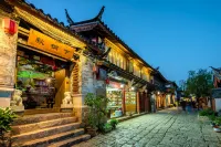 Jiuqi Qiutongxia Courtyard 리장 호텔