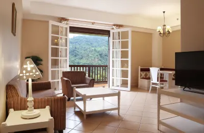 Colmar Tropicale Hotel dekat Japanese Villacg