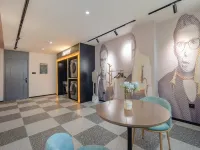 City Comfort Premier Hotel (Lingshan Zhongyi Hospital Benxi Gymnasium) Hotels in Lingshan