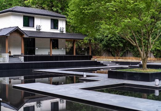 Jiande Guyu Mountain Homestay (Qiandao Lake Lover's Valley Good Luck Island Scenic Area Branch) Hotel Overview