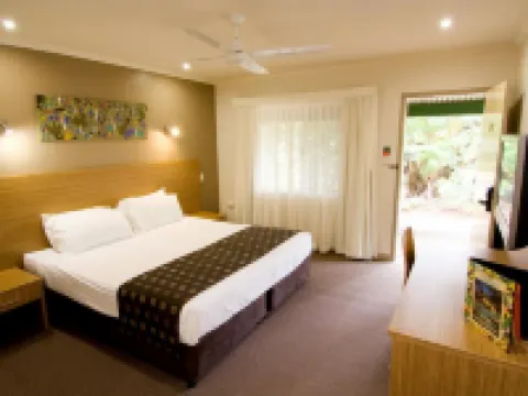 Cairns Colonial Club Resort Hotels in Cairns