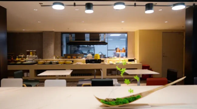 VON Hotel Wanhé, Shenzhen Nanshan The MixC Отели рядом с достопримечательностью «Baojindi Nanshan International Tennis Club»