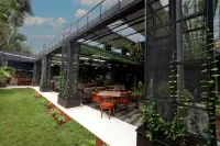 PrideInn Westlands Luxury Boutique Hotel