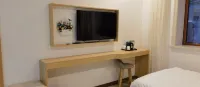 HAPPY LIVE HOTEL Hotels in Jiayin County