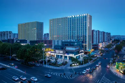 FUNGEE X Hotel Middle Rd of Zhengyang, MIxC, Qingdao Hotels in der Nähe von Nanlongwantoucun Pedestrian Street