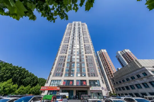 Shanshuiju Light Luxury Apartment (Linyi Global New Territories Branch)