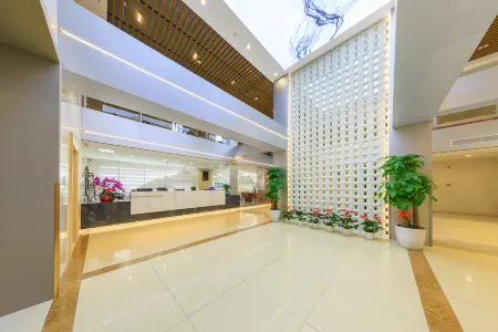 Capital Airport International Hotel Отели рядом с достопримечательностью «Song Gallery»