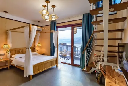 Van Lishe Homestay Отели рядом с достопримечательностью «Interception Memorial Garden»