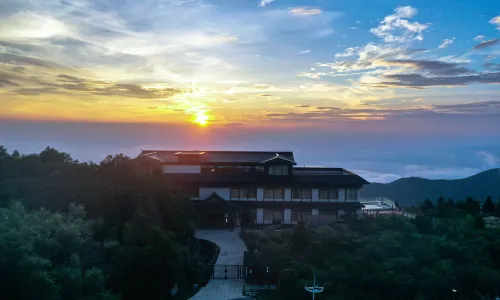 Mango Morning Inn