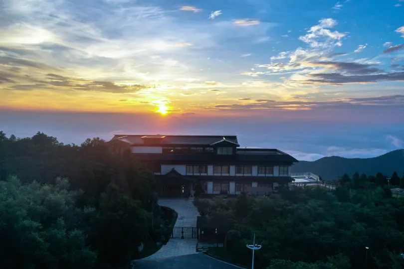 Mango Morning Inn