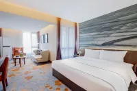 Prolit Hotel (Dazhou Luofu Square Railway Station)
