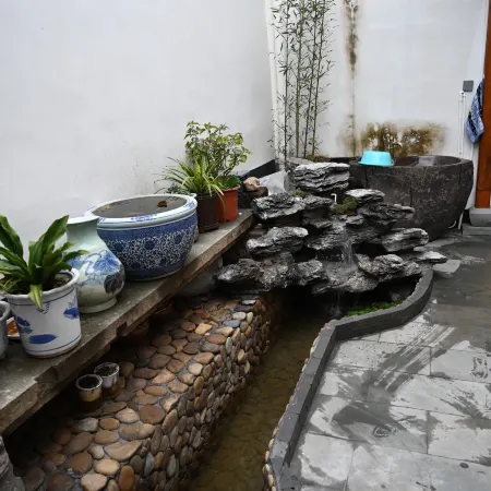 Lanxi Yunyanxuan Homestay (Zhuge Baguacun Branch)