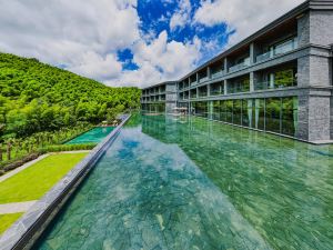 WYNDHAM GRAND PLAZA ROYALE HOT SPRING RESORT LIYANG