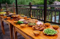 Hetang Inn (Congjiang Siliancun) Hotel di Congjiang