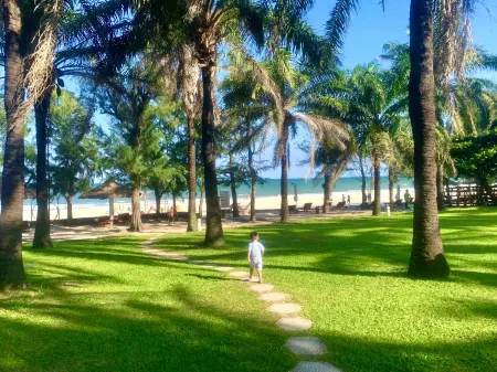 Phu Hai Beach Resort & Spa Phan Thiet Отели рядом с достопримечательностью «Doi Duong Beach»