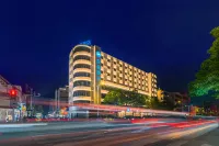 漢庭飯店（泉州西湖公園店） 泉州訊息工程學院附近的飯店