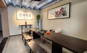 Xi'an Baishiyunju Homestay (Qinling Wildlife Park Branch)