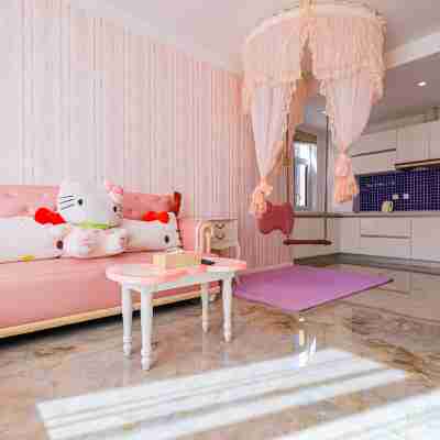 Theme Apartment Rooms