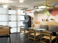 B&B HOME Vélizy Est Hotels in Yvelines
