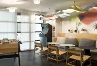B&B HOTEL Vélizy Est Hôtels à : Vélizy-Villacoublay
