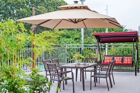 Wanjiaxuan Hotel (Shenzhen North Railway Station Putian Huawei Base Branch)