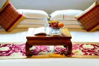 Pingyao Zhenxing Hotel (Nearby Lower West Gate) Hotels in Pingyao