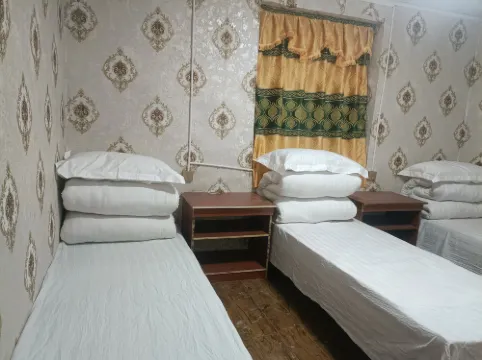 定日曲宗頂峯イン